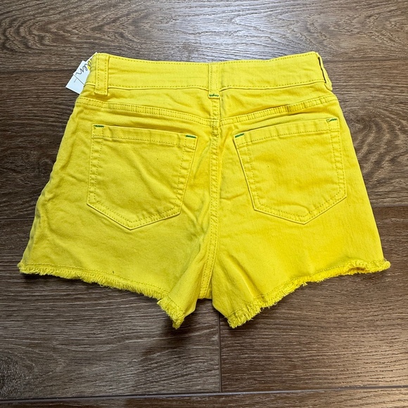 Mini Boden Girls SweetCorn Yellow Denim Shorts, NWT, Sz 9, Summer, Bright - Picture 6 of 11